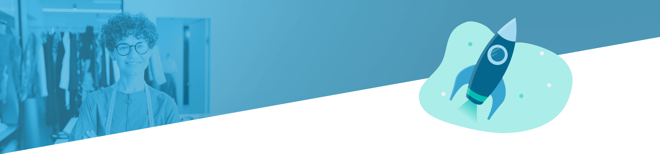 Geteiltes Bild, das links eine lächelnde Frau mit lockigem Haar in einem Bekleidungsgeschäft und rechts einen stilisierten Raketenstart vor einem blaugrünen Hintergrund zeigt.