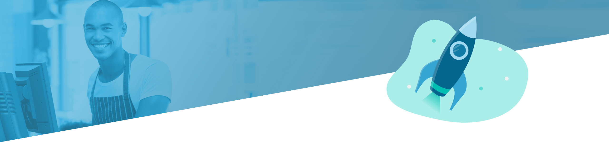 Ein lächelnder Mann in einer Schürze steht an der Theke eines Cafés, daneben die Grafik eines Raketenstarts, beides vor einem blauen Hintergrund.