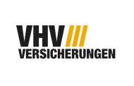 Das Logo der VHV Versicherungen besteht aus den Buchstaben „VHV Versicherungen“ in fetter schwarzer Schrift neben drei gelben Schrägstrichen.